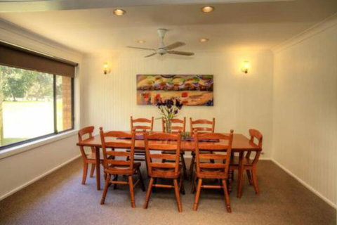 SEABREEZE - Kingaroy Accommodation 3