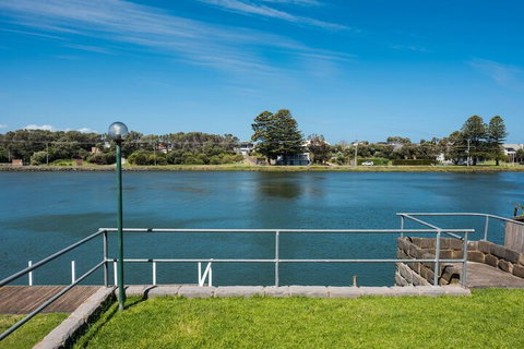 Harbour Lights - Kingaroy Accommodation 6