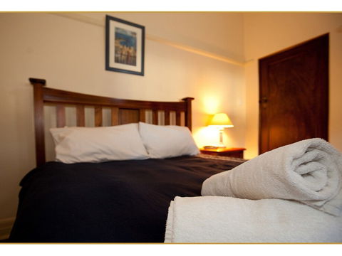 Fairholme Apartment - Kingaroy Accommodation 2