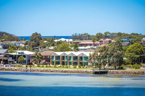 Cetacea Luxury Apartments - Kingaroy Accommodation 1