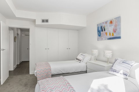 BOUTIQUE STAYS - Brighton By The Sea - Kingaroy Accommodation 4