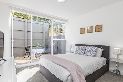 BOUTIQUE STAYS - Brighton By The Sea - Kingaroy Accommodation 2