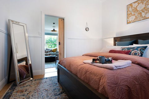 Wayward Cottage - Kingaroy Accommodation 5