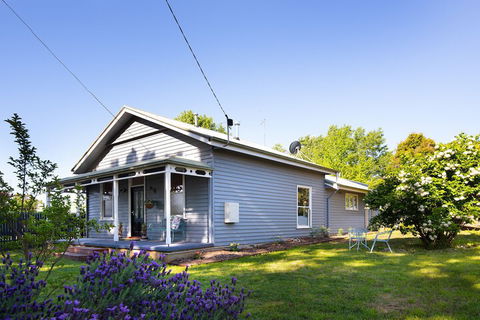 Wayward Cottage - Kingaroy Accommodation 2