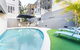 Lovely 1 Bedroom Apartment Close To CBD - thumb 1