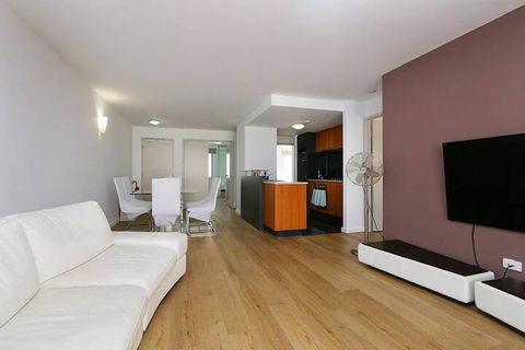 Convenient 3 Bedroom Apartment Close To Casino & CBD - Kingaroy Accommodation 4