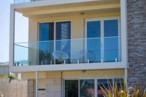 SEA NOOK Seconds From The Beach - Kingaroy Accommodation 6