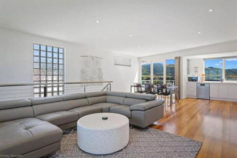 SEA NOOK Seconds From The Beach - Kingaroy Accommodation 1