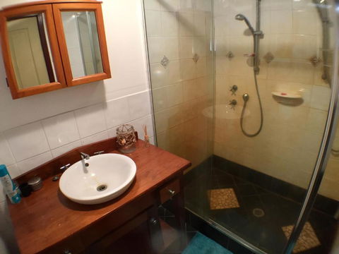 Vasse Cottage - Kingaroy Accommodation 6