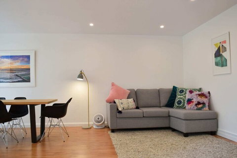 Light And Airy 2 Bedroom North Bondi Apartment - Kingaroy Accommodation 6