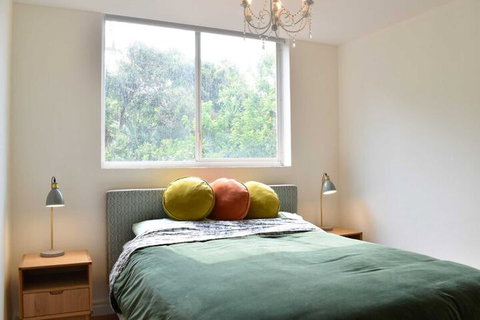 Light And Airy 2 Bedroom North Bondi Apartment - Kingaroy Accommodation 1