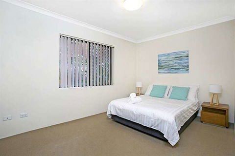 Walking Distance To Coogee Beach MOUNT - Kingaroy Accommodation 2
