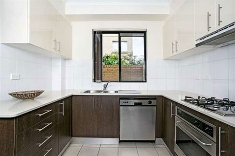 Walking Distance To Coogee Beach MOUNT - Kingaroy Accommodation 6