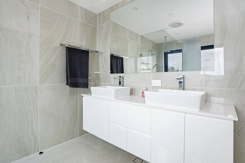 Hidden Cove Villa 6 - Kingaroy Accommodation 7