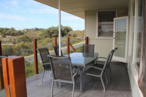 River Panorama Beach House - Kingaroy Accommodation 3