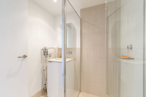 TIARA, 1BDR Southbank Apartment - Kingaroy Accommodation 3