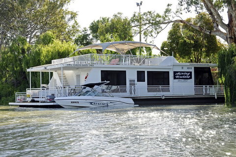Boats And Bedzzz Houseboat Stays & Renmark River Villas - Kingaroy Accommodation 1
