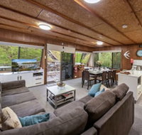 Boats And Bedzzz Houseboat Stays  Renmark River Villas - Kingaroy Accommodation