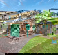 Fountain View Villa - Q Stay - Kingaroy Accommodation