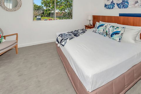 A Touch Of The Bahamas On McKenzie MK3 - Kingaroy Accommodation 5