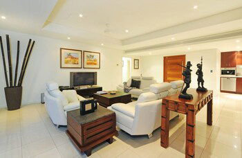 Le Jarden Penthouse Airlie Beach - Kingaroy Accommodation 5