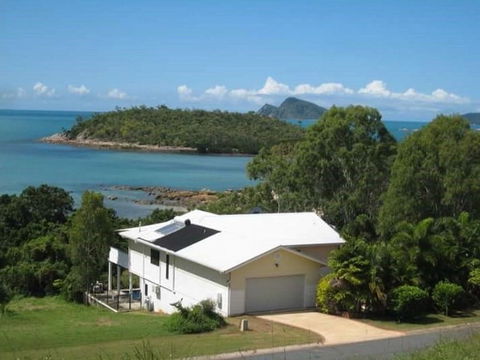 Hideaway Retreat Beach House With Pool - Kingaroy Accommodation 0