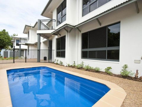 Woodville Beach Townhouse 6 - Kingaroy Accommodation 2