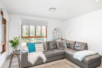 Augustine - Kingaroy Accommodation 3