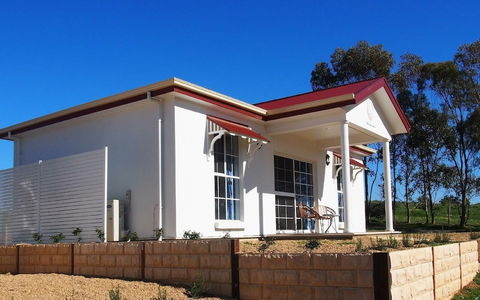 1837 Barossa Luxury Cottages Lyndoch SA - Kingaroy Accommodation 2