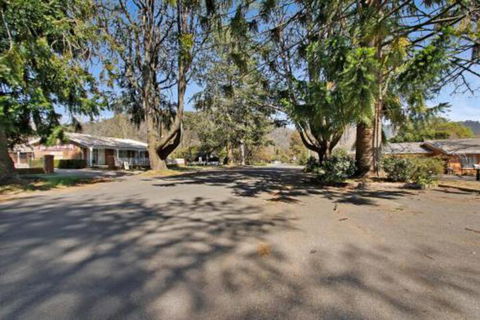 Wood Street Central - Kingaroy Accommodation 2