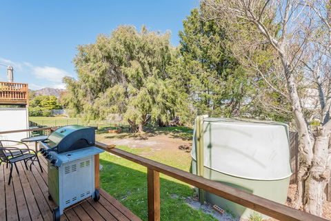 Wineglass - Kingaroy Accommodation 5