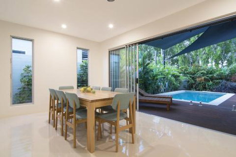 Iluka Beach Villa - Kingaroy Accommodation 5