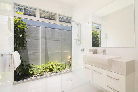 Iluka Beach Villa - Kingaroy Accommodation 6