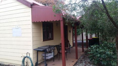 About Time Retreats Studio Three - Kingaroy Accommodation 4