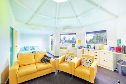 Zuny Yurt - Kingaroy Accommodation 2