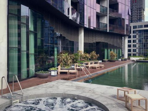 Luxury CBD Pool Gym & Spa - Kingaroy Accommodation 1