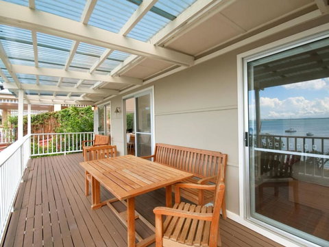 Gloucester Street 04 Frangipani - Kingaroy Accommodation 5