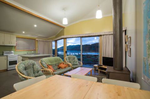 Arthur Riverfront & Sea Lodge Downstream - Kingaroy Accommodation 1