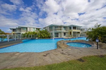 Pacific Blue Townhouse 351 265 Sandy Point Road - Kingaroy Accommodation 2