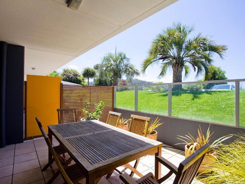 LORNE CHALET APARTMENT 10 Ask About Midweek Deals - Kingaroy Accommodation 5