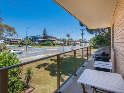 Anchorage 2 With Water Views - Kingaroy Accommodation 3