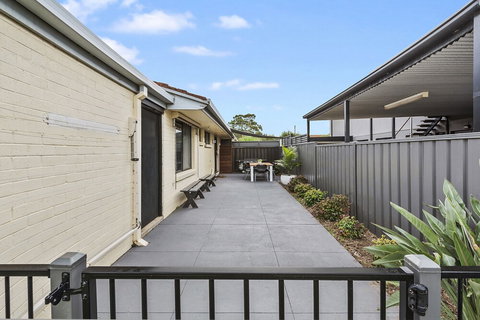 Lake Escape On Pool Avenue - Kingaroy Accommodation 5