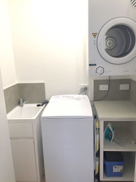 Gumnut 1 - Kingaroy Accommodation 6