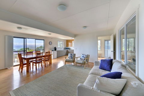 Waders - Kingaroy Accommodation 5