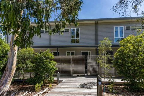 COASTAL SOUL VILLA At BROADBEACH - Kingaroy Accommodation 1