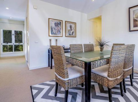 COASTAL SOUL VILLA At BROADBEACH - Kingaroy Accommodation 3