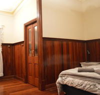 Gargoyle Lodge - Kingaroy Accommodation