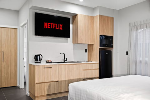 Avenue Motel Apartments - Kingaroy Accommodation 3