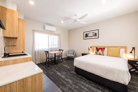 Avenue Motel Apartments - Kingaroy Accommodation 6