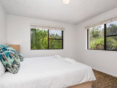 EAST COAST ESCAPES Byron Beachfront - Kingaroy Accommodation 0